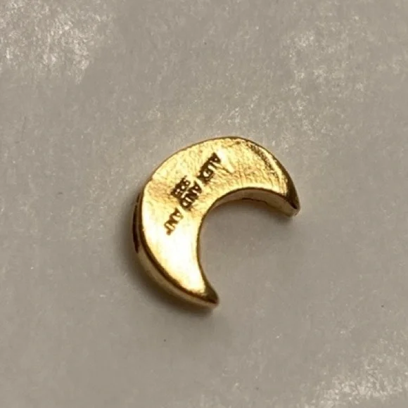 Crescent Moon Slider Charm - Picture 4 of 6